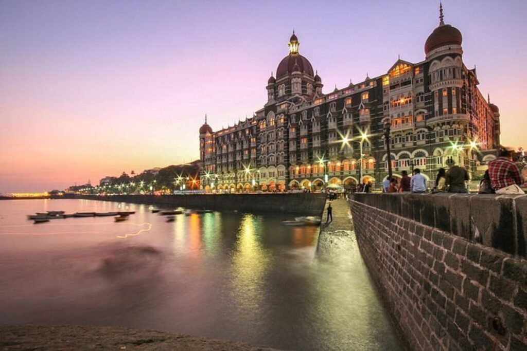 Hot Places In Mumbai