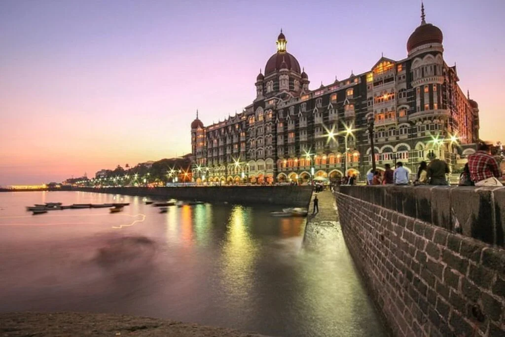 Hot Places In Mumbai